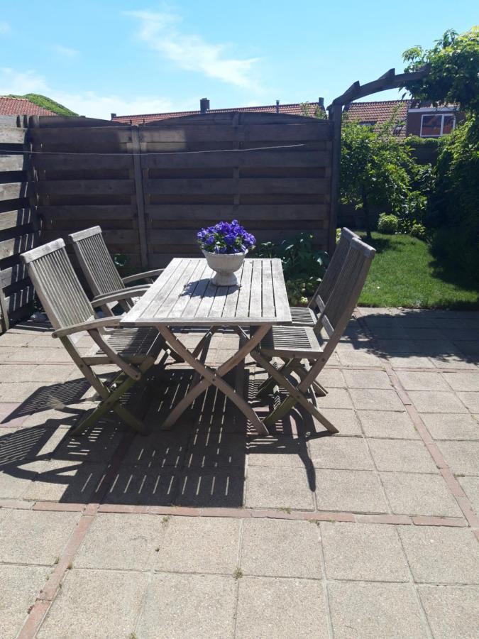 Vakantiewoning 100M Van Het Strand Met 1 Slaapkamer Westkapelle Extérieur photo